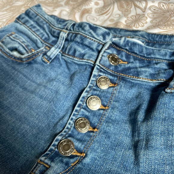 Women's Blue Jeans - Picture 3 of 3